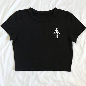 ☃️Graphic cropped tee